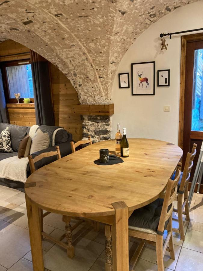 Two Bedroom Apartment La Voute, Chandon near Meribel Les Allues Extérieur photo